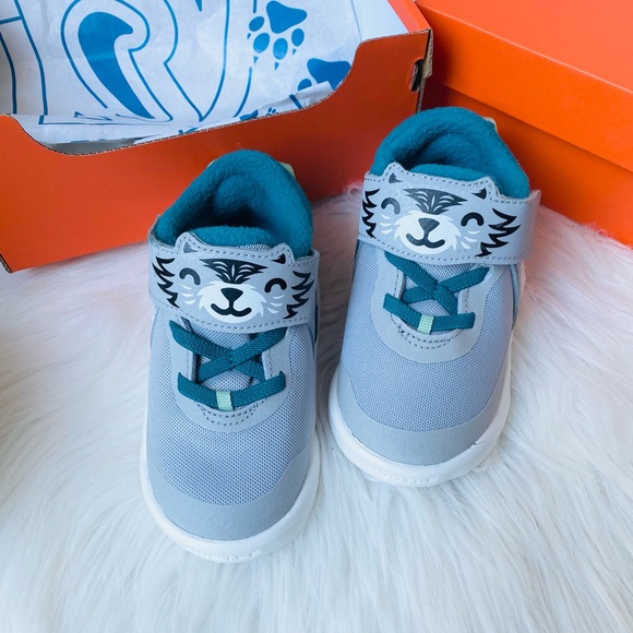 Toddler Nike Fleece Lined Pawprints Sneakers - Picture 2 of 7